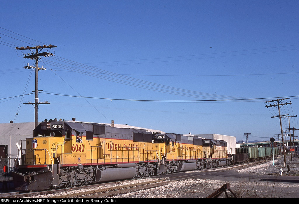 UP 6040 at Oakland